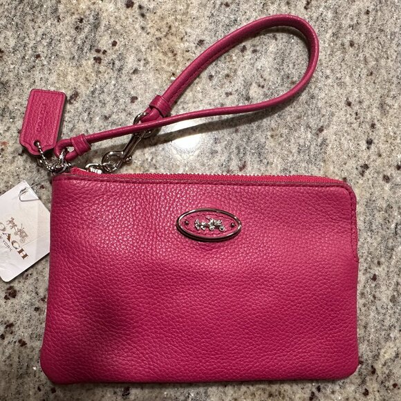 SV Coach Wristlet (Fuchsia) - Picture 1 of 3